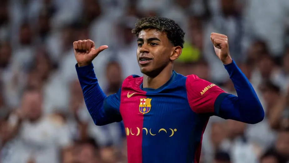 Lamine Yamal phát biểu tự tin trước El Clasico, khuấy động không khí tại Santiago Bernabéu.