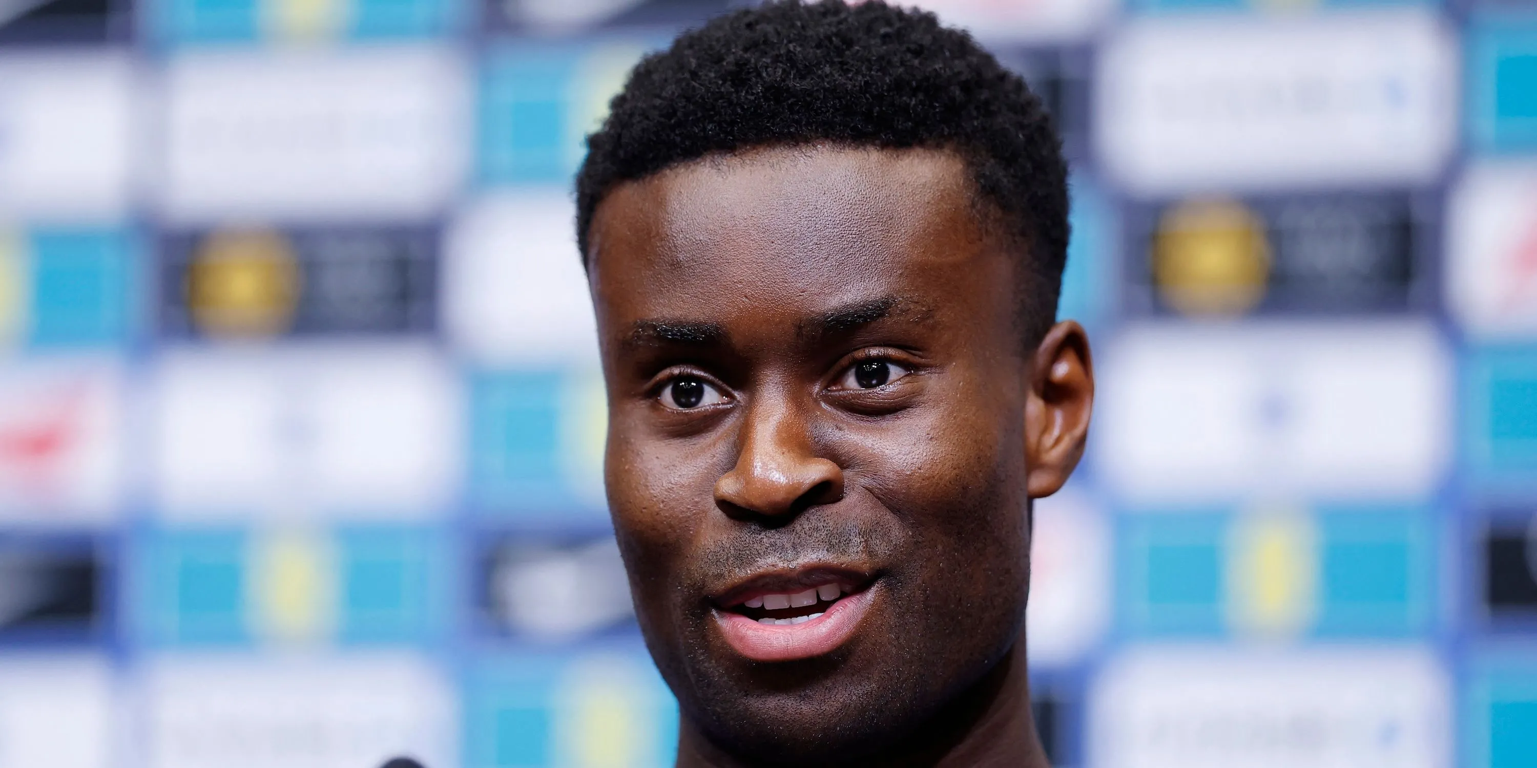 Marc Guehi trong buổi họp báo tuyển Anh, mục tiêu chuyển nhượng Liverpool