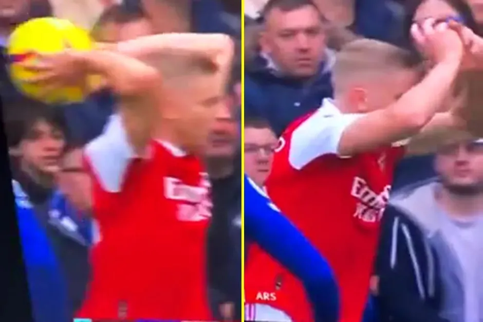 Pha ném biên lỗi của Zinchenko khiến trọng tài trao quả ném cho Chelsea trong trận derby Bắc London.