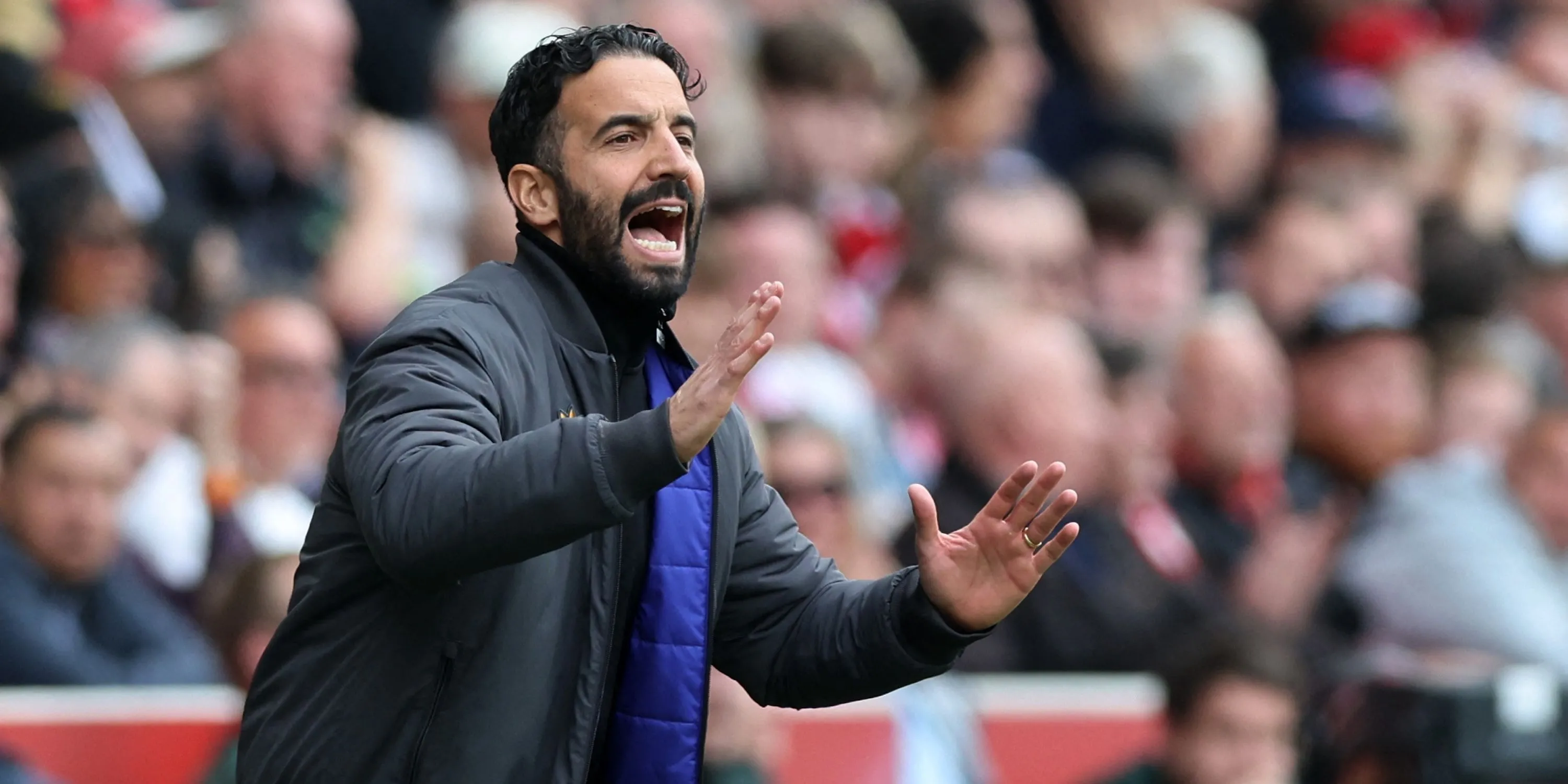 Ruben Amorim phản ứng trên đường biên, HLV Man United nhận sự ủng hộ từ INEOS