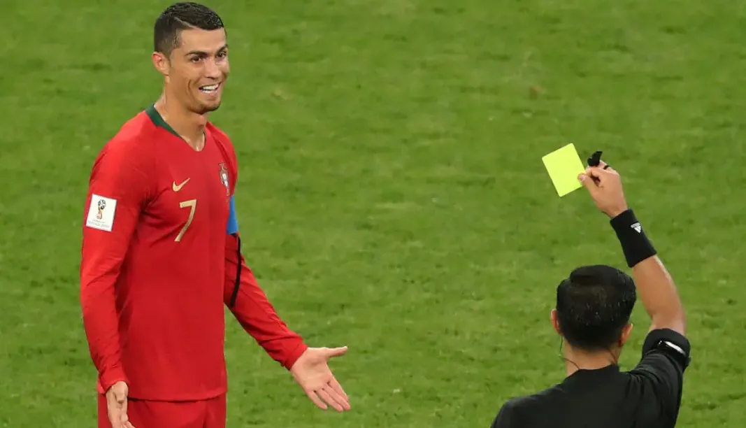 Sơ đồ minh họa hệ thống trừ điểm fair-play theo số lượng và loại thẻ phạt