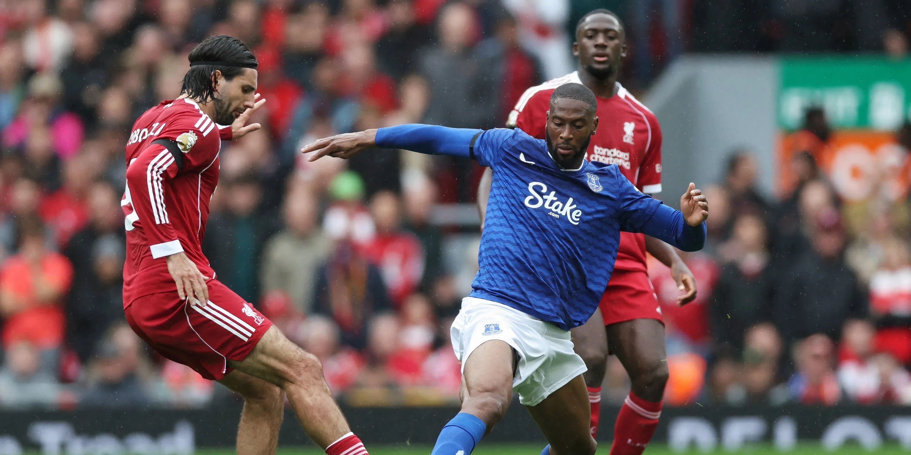 Tiền đạo Beto, người đang gặp khó khăn trong việc tìm kiếm bàn thắng cho Everton tại Ngoại hạng Anh