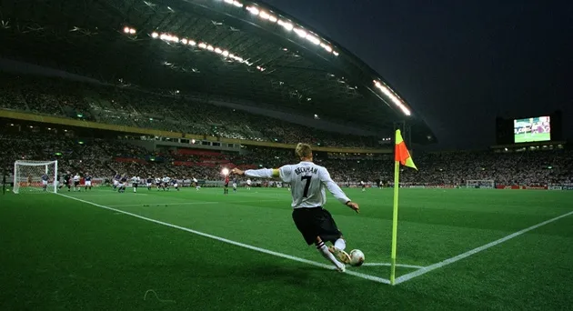 Tình huống phạt góc quyết định ở Emirates, minh họa giá trị của bóng chết và chiến thuật phạt góc