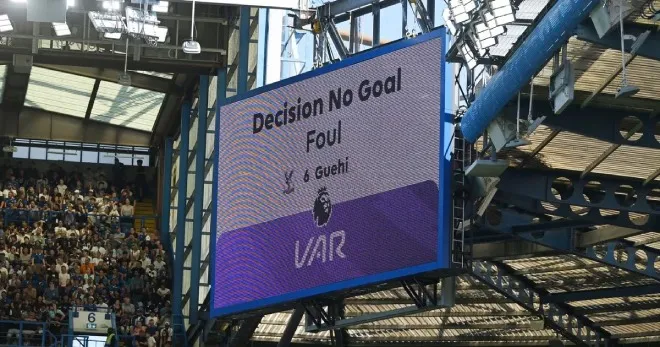 VAR chỉ can thiệp trong các tình huống trọng yếu như bàn thắng, thẻ đỏ trực tiếp, phạt đền hoặc nhầm thẻ