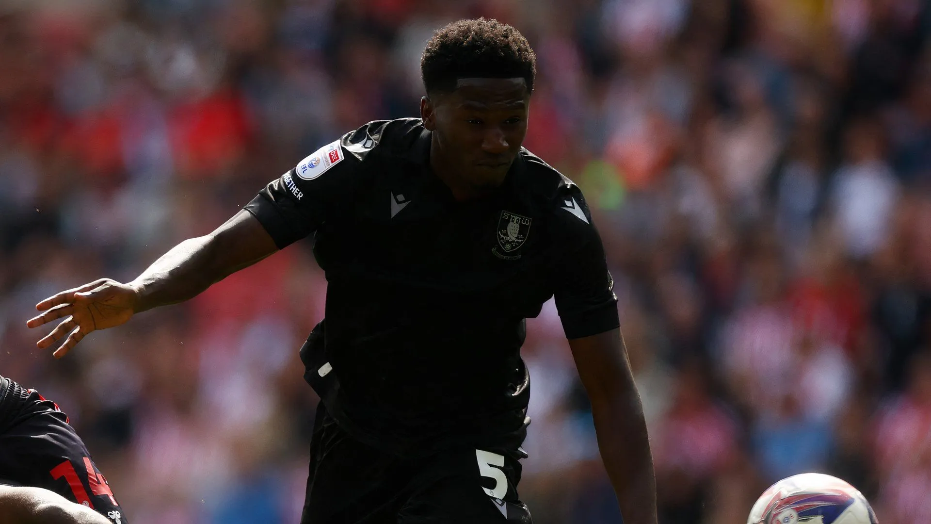 Di'shon Bernard dự kiến sẽ trở lại thi đấu cho Sheffield Wednesday vào cuối năm 2025