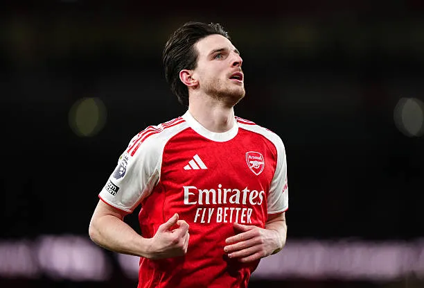 Declan Rice (6.9): Arsenal cần sự hiện diện và uy quyền ở tuyến giữa, đặc biệt là khi Liverpool quyết định làm chậm nhịp độ trận đấu. Declan Rice lại thi đấu có phần dưới sức khi đội bóng cần anh nhất.