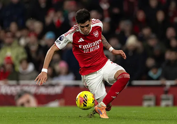 Piero Hincapie (6.3): Đã có một trận đấu khá thú vị khi đối đầu với người bạn cũ Frimpong. Tuy nhiên, anh buộc phải rời sân vì chấn thương ngay đầu hiệp hai.