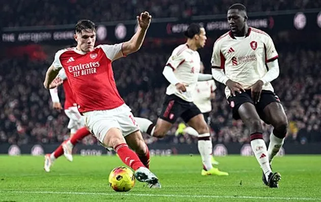 Viktor Gyokeres (6.5): Trong nhiều tình huống, Arsenal chờ đợi một tiền đạo đón những quả tạt bóng và những đường chuyền ngược vào khu vực cấm địa. NhÆ°ng Gyokeres láº¡i hoÃ n toÃ n